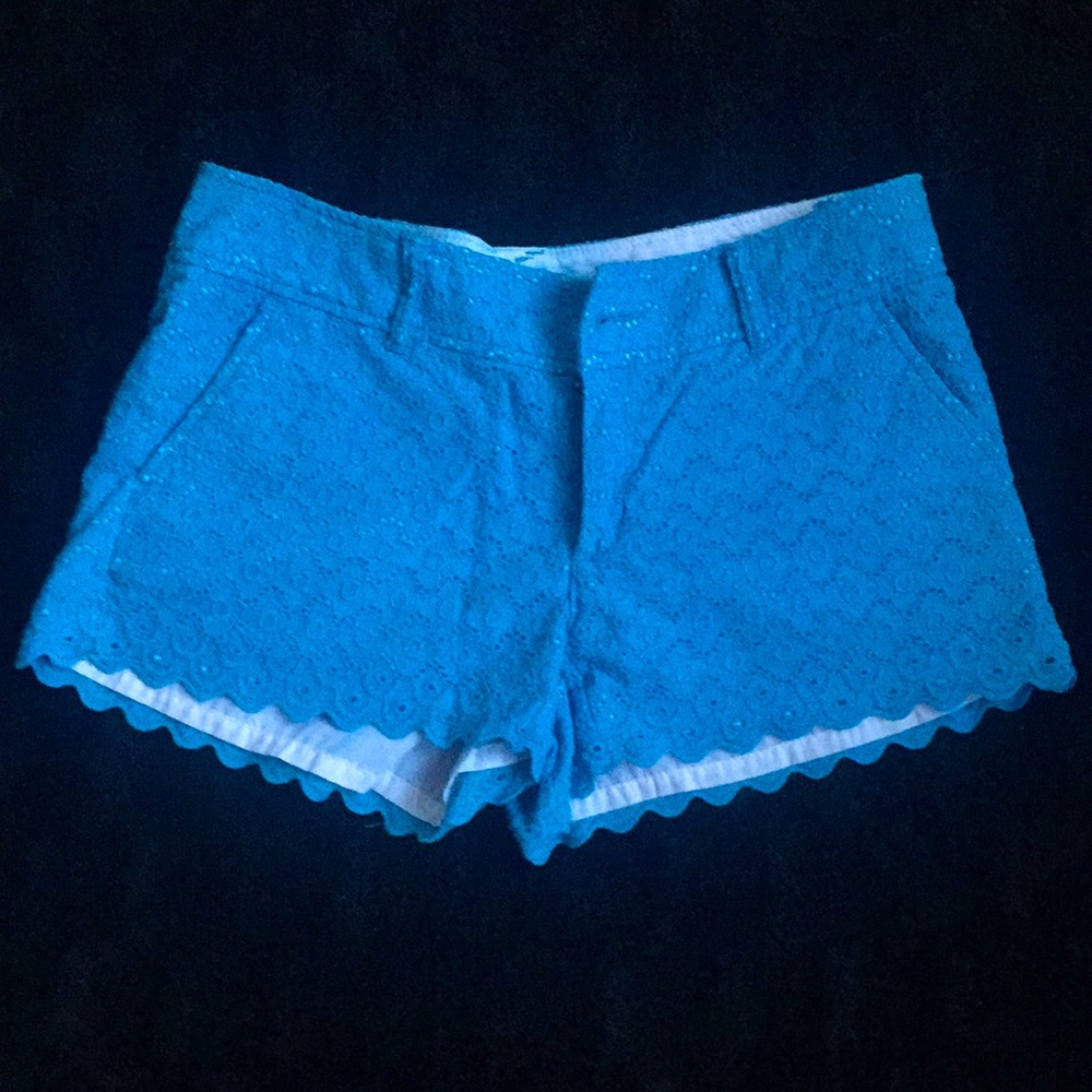 Super cute Lilly Pulitzer shorts size 2.